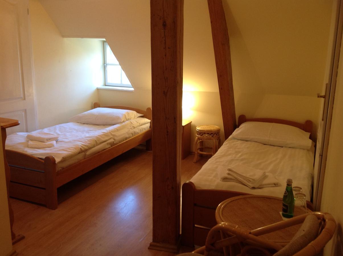 Palac Kobylniki Hotel Obrzycko ภายนอก รูปภาพ