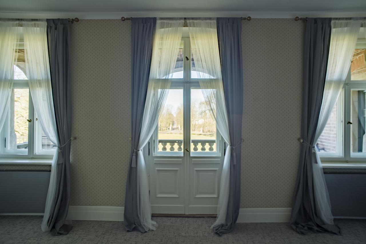 Palac Kobylniki Hotel Obrzycko ภายนอก รูปภาพ